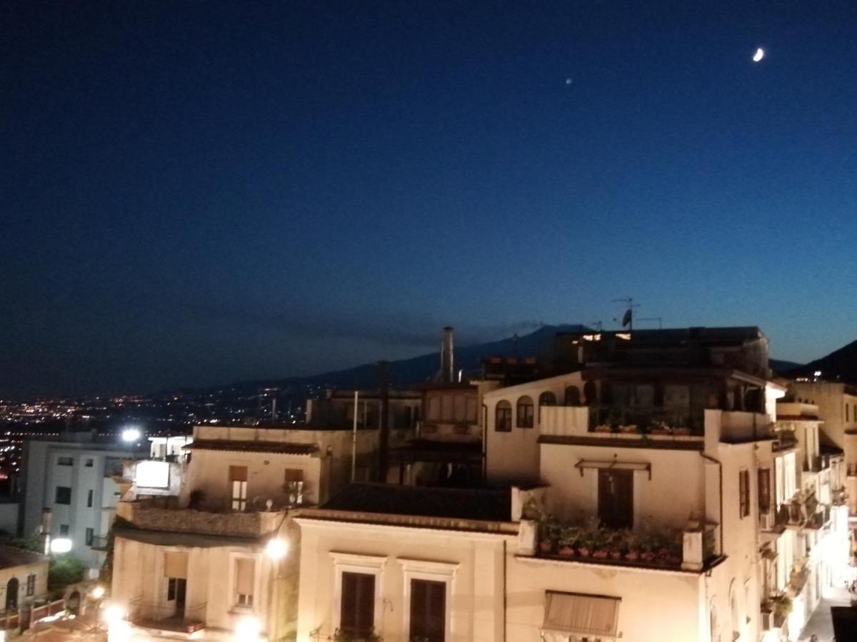 Aly Art Apartment Taormina Duomo, Gulf & Etna View Exteriér fotografie