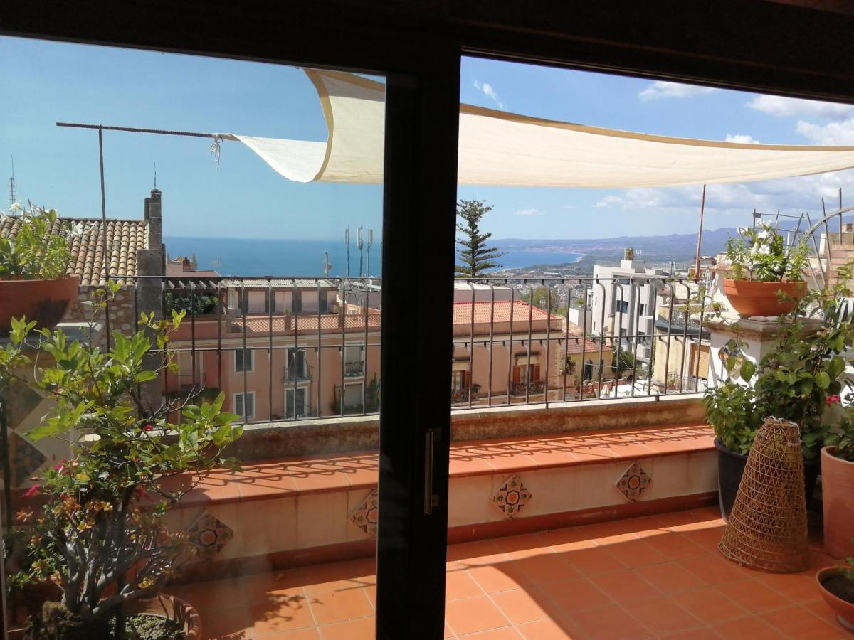 Aly Art Apartment Taormina Duomo, Gulf & Etna View Exteriér fotografie