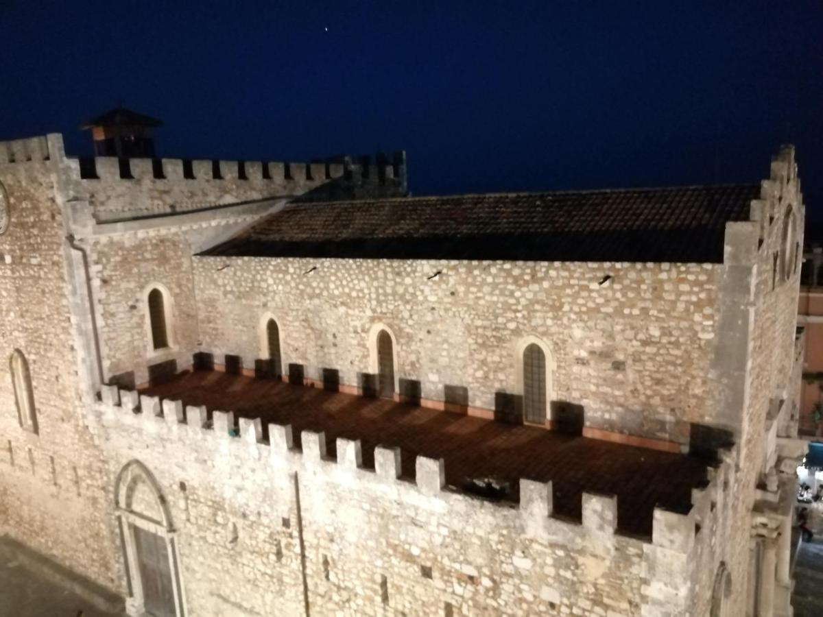 Aly Art Apartment Taormina Duomo, Gulf & Etna View Exteriér fotografie