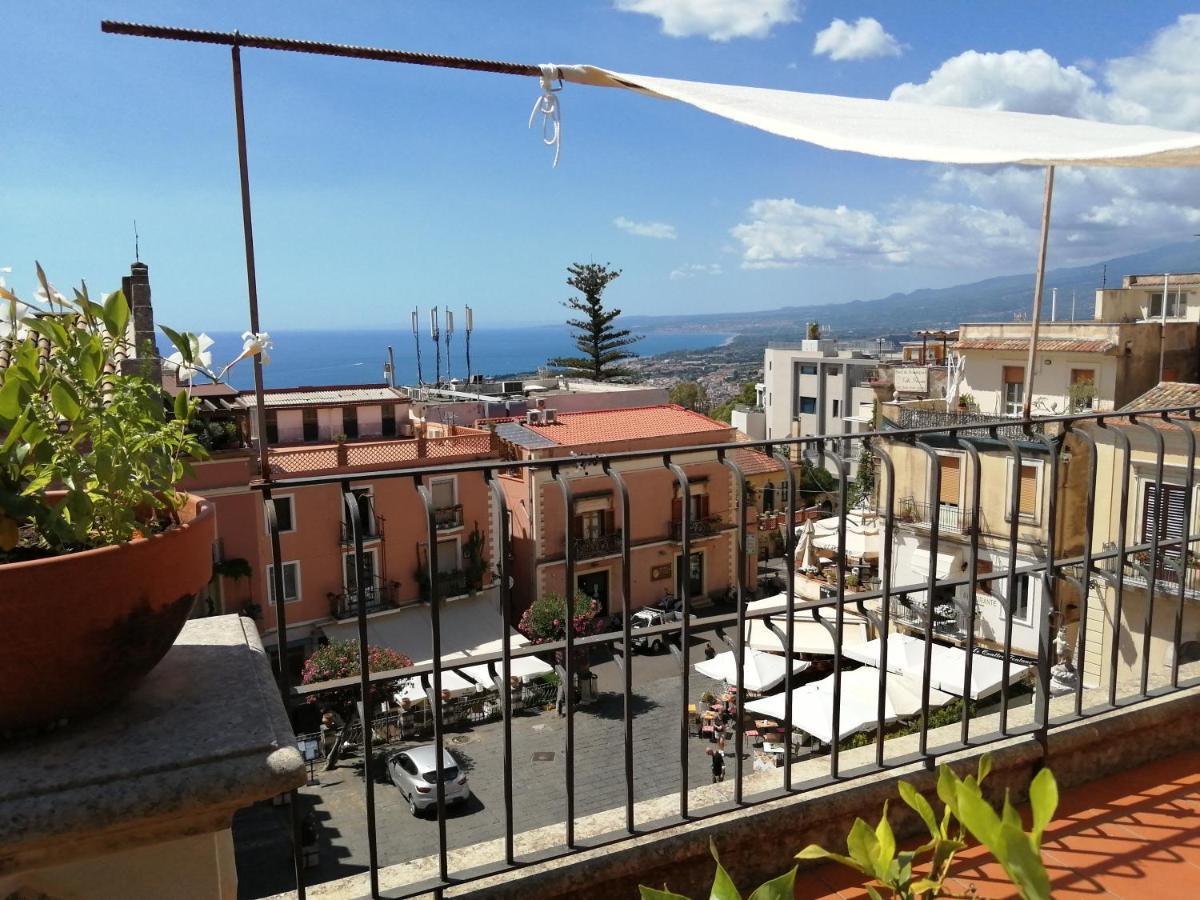 Aly Art Apartment Taormina Duomo, Gulf & Etna View Exteriér fotografie
