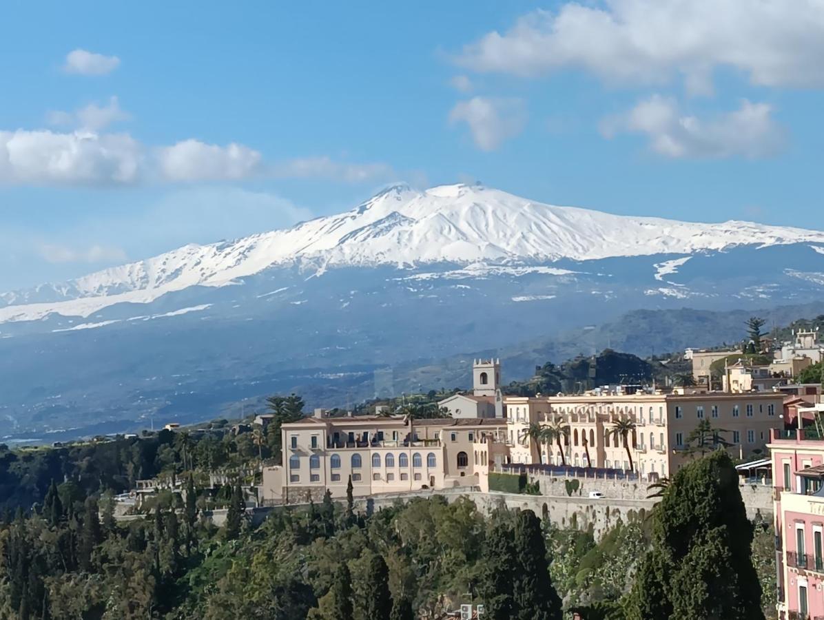 Aly Art Apartment Taormina Duomo, Gulf & Etna View Exteriér fotografie