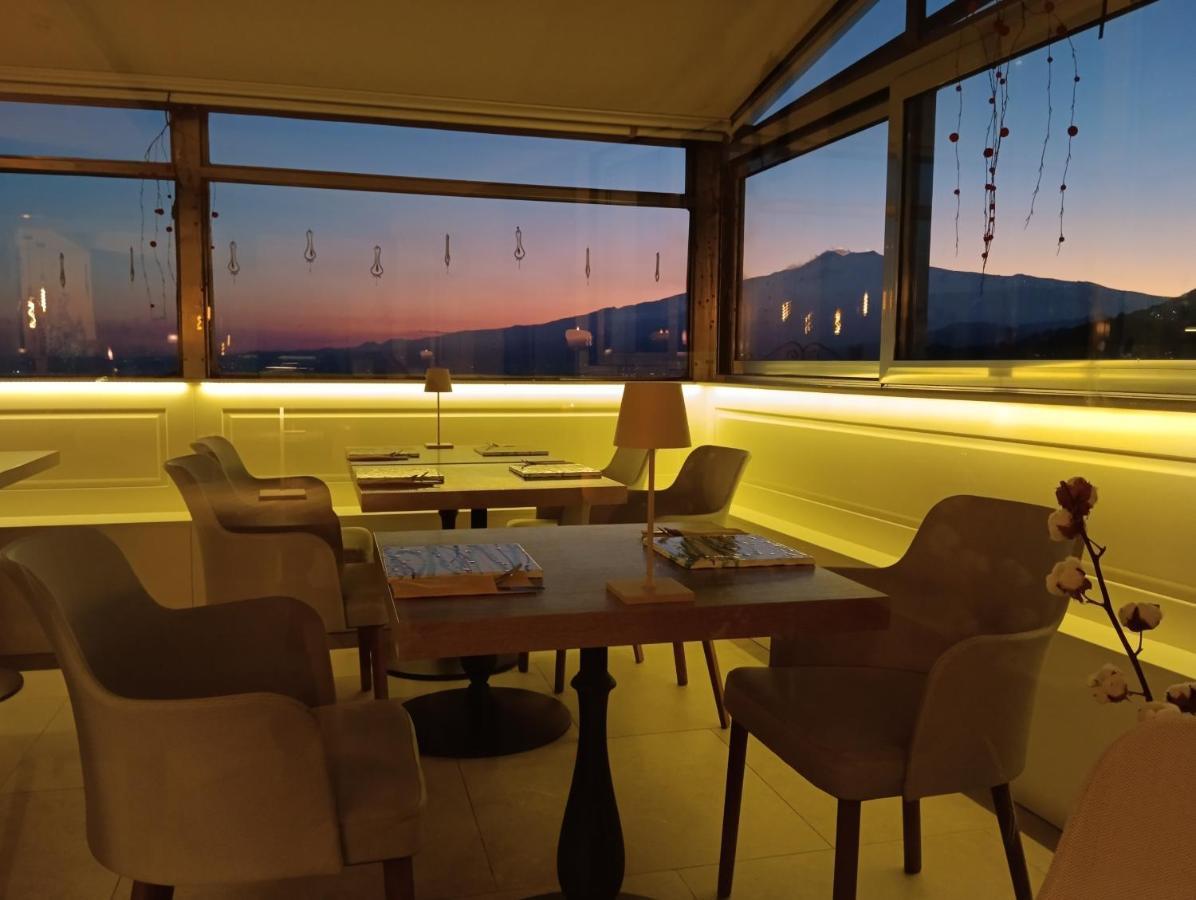 Aly Art Apartment Taormina Duomo, Gulf & Etna View Exteriér fotografie